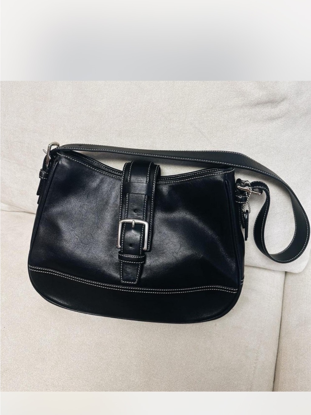 Vintage coach hampton Black Leather Shoulder Bag with Buckle Detail